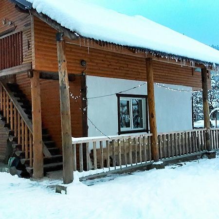 Hotel Gostynna Hata Mikuliczyn Zewnętrze zdjęcie