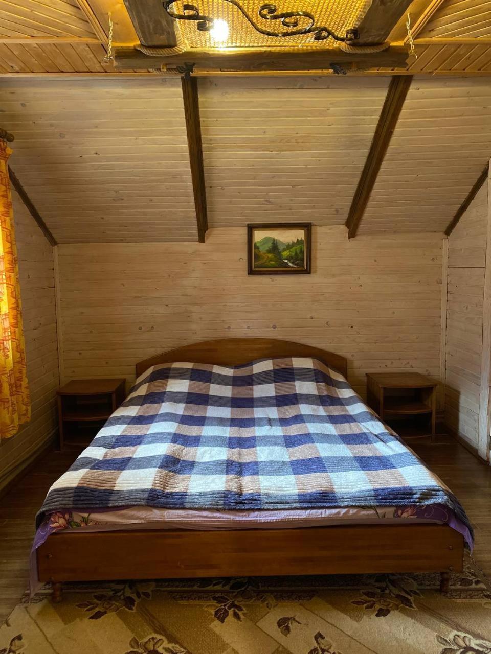 Hotel Gostynna Hata Mikuliczyn Zewnętrze zdjęcie